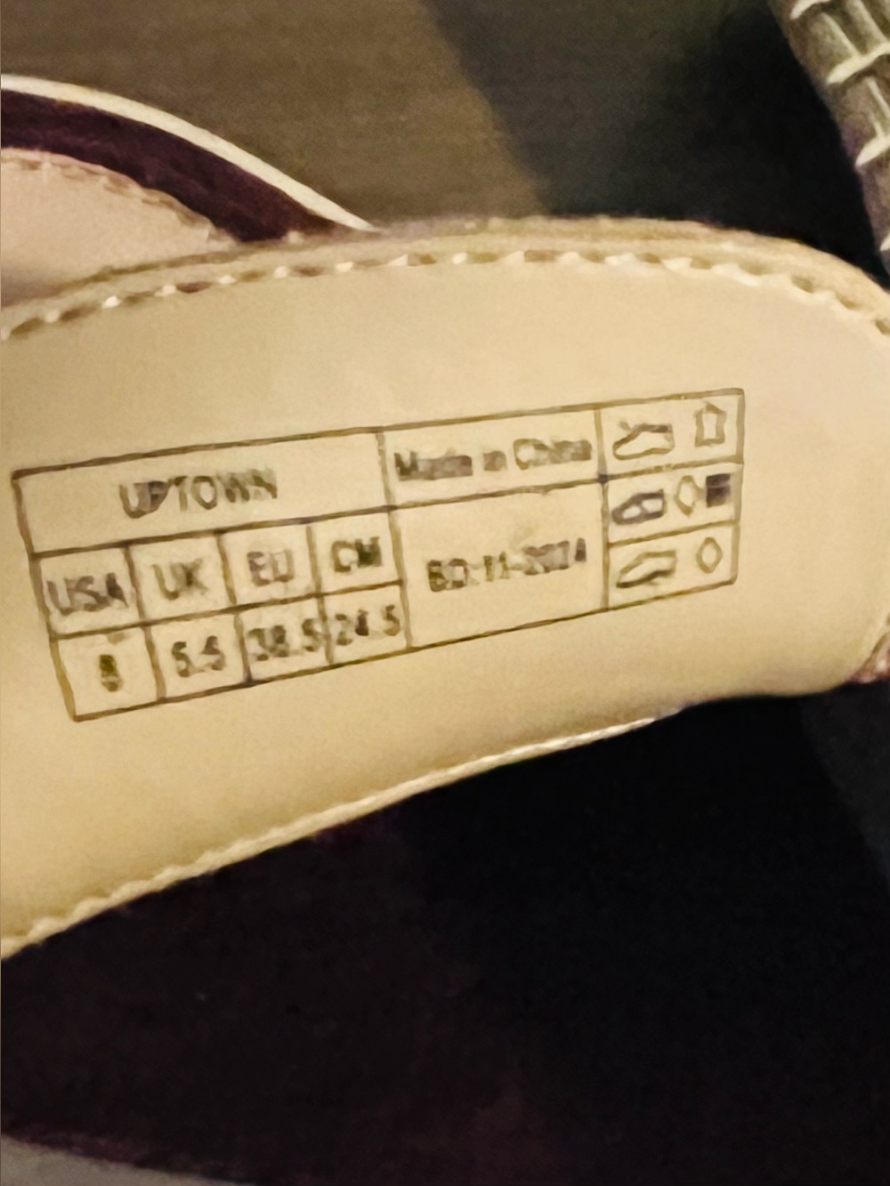 Vionic Uptown Leather Loafers Size 8 - Picture 8 of 8